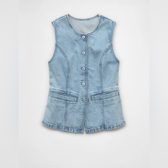 American Eagle Outfitters Jackets & Blazers - American Eagle Outfitters Light Blue Denim Vest. Size S.